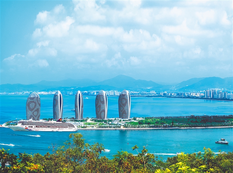 海南，热带风情与人文魅力深度解析