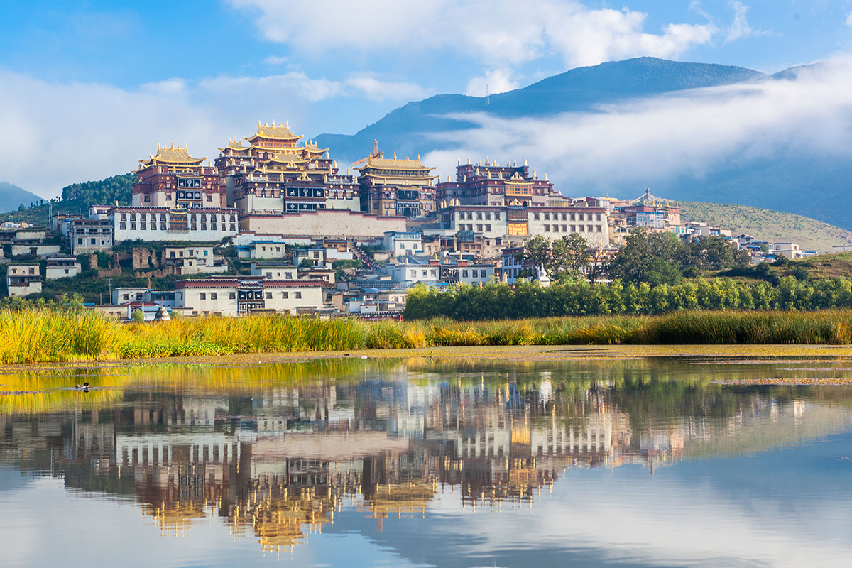 云南，多彩瑰宝，多元风情之地